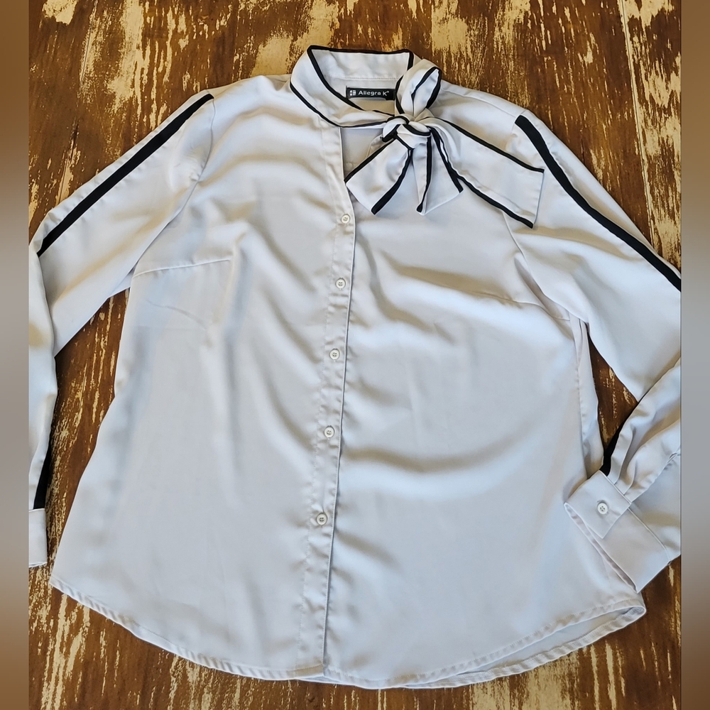 SOLD! Allegra K-H-line Elegant Tie Blouse-SZ Large-NWOT